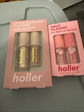 Holler makeup